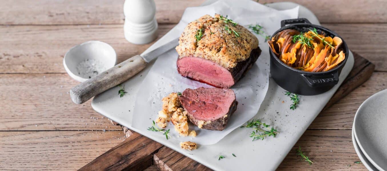 Rezept für Rinderfilet mit Senfkruste und Süßkartoffel-Gratin - Charoluxe